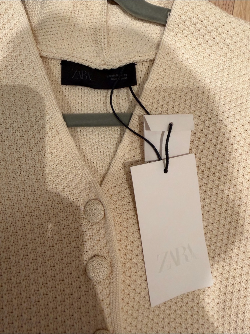 Zara Cream Textured Button-Front Top - Picture 3 of 3